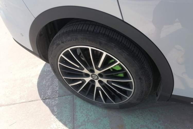 Used Leapmotor C11 2026 All-Electric 640 LiDAR Prestige Edition Right Rear Wheel Hub