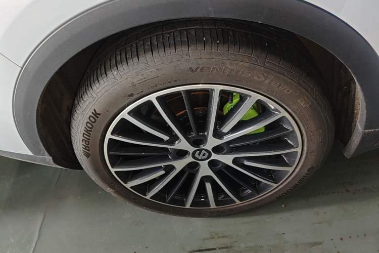 Used Leapmotor C11 2026 All-Electric 640 LiDAR Prestige Edition Right Rear Wheel Hub