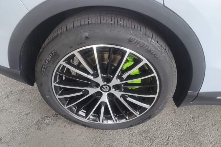 Used Leapmotor C11 2026 All-Electric 640 LiDAR Prestige Edition Right Rear Wheel Hub