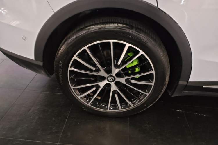 Used Leapmotor C11 2026 All-Electric 640 LiDAR Prestige Edition Right Rear Wheel Hub