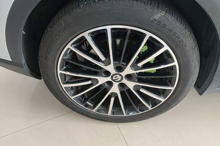 Used Leapmotor C11 2026 All-Electric 640 LiDAR Prestige Edition Right Rear Wheel Hub