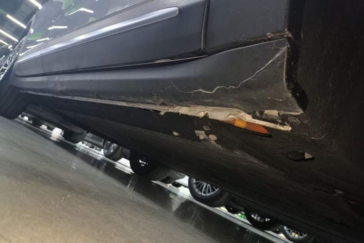 Used Leapmotor C11 2026 All-Electric 640 LiDAR Prestige Edition Right Side Sill