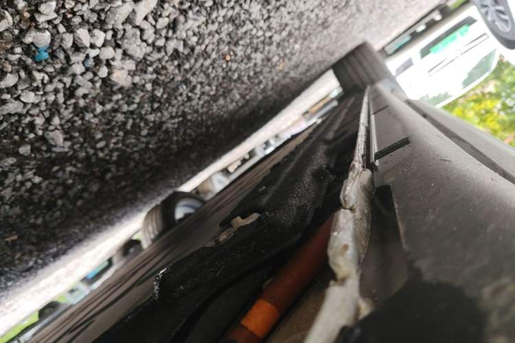 Used Leapmotor C11 2026 All-Electric 640 LiDAR Prestige Edition Right Side Sill