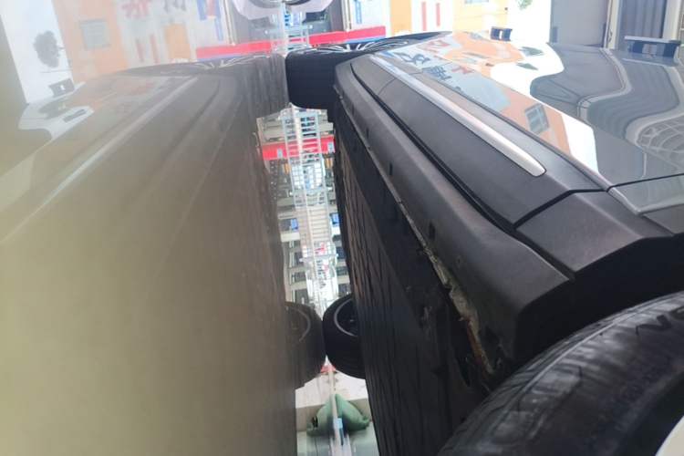 Used Leapmotor C11 2026 All-Electric 640 LiDAR Prestige Edition Right Side Sill