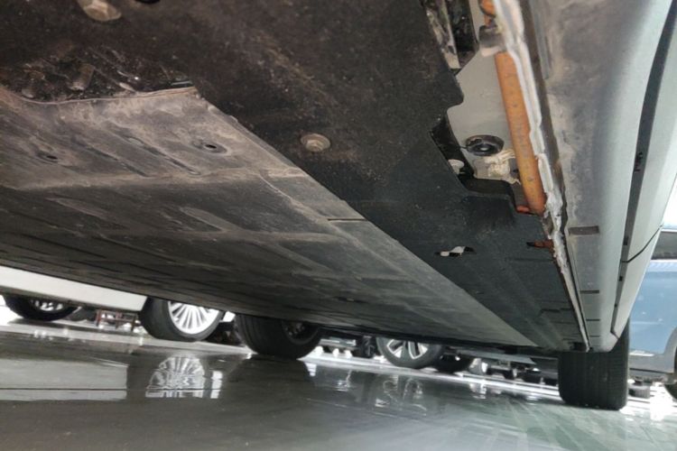 Used Leapmotor C11 2026 All-Electric 640 LiDAR Prestige Edition Right Side Sill