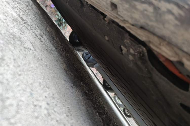 Used Leapmotor C11 2026 All-Electric 640 LiDAR Prestige Edition Right Side Sill