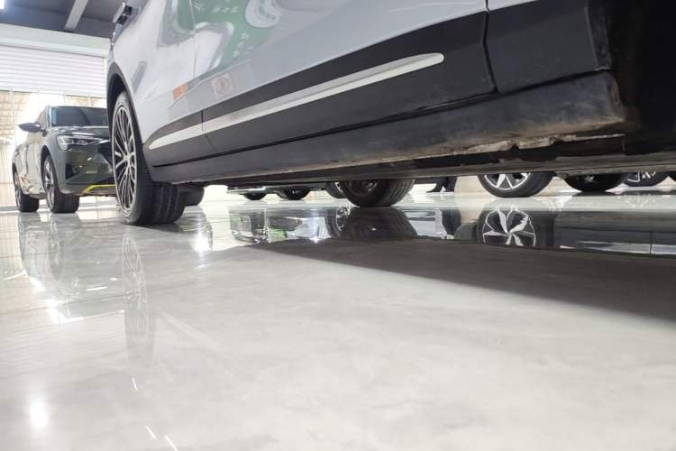 Used Leapmotor C11 2026 All-Electric 640 LiDAR Prestige Edition Right Side Sill
