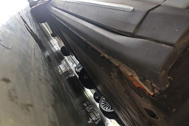 Used Leapmotor C11 2026 All-Electric 640 LiDAR Prestige Edition Right Side Sill