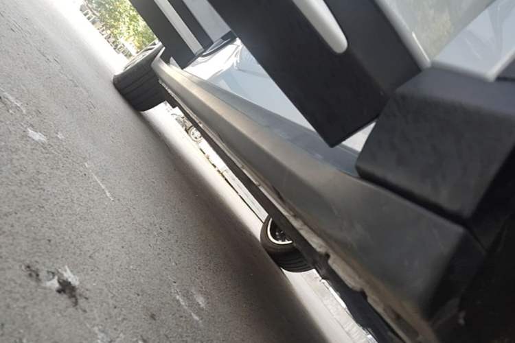 Used Leapmotor C11 2026 All-Electric 640 LiDAR Prestige Edition Right Side Sill