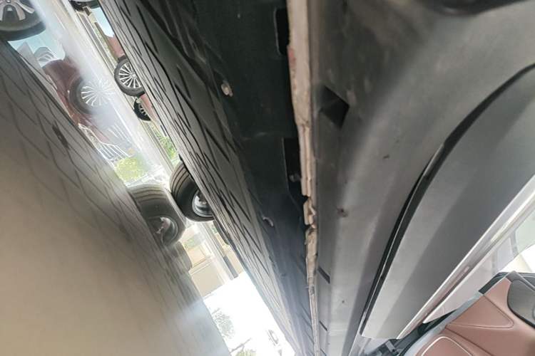 Used Leapmotor C11 2026 All-Electric 640 LiDAR Prestige Edition Right Side Sill