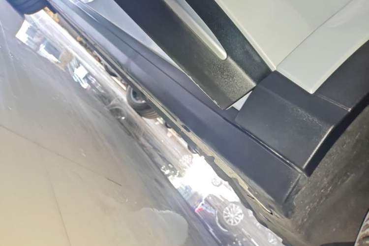 Used Leapmotor C11 2026 All-Electric 640 LiDAR Prestige Edition Right Side Sill