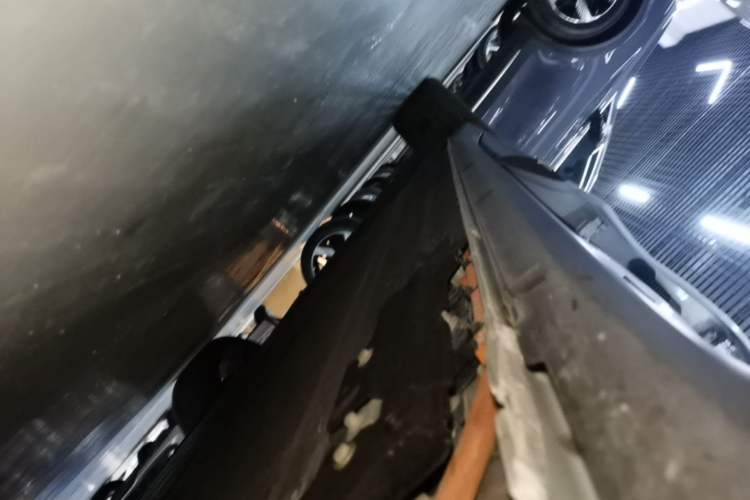Used Leapmotor C11 2026 All-Electric 640 LiDAR Prestige Edition Right Side Sill