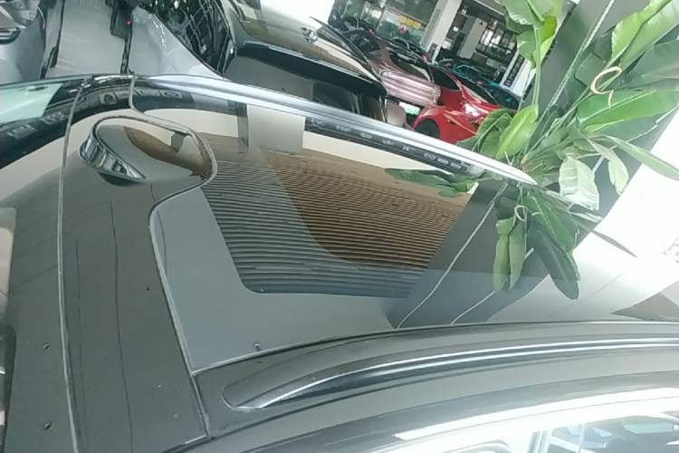 Used Leapmotor C11 2026 All-Electric 640 LiDAR Prestige Edition Roof