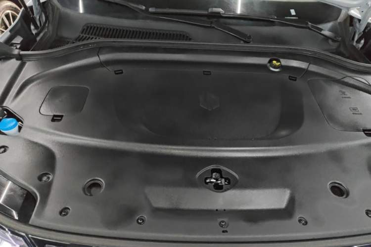 Used Leapmotor C11 2026 All-Electric 640 LiDAR Prestige Edition Roof