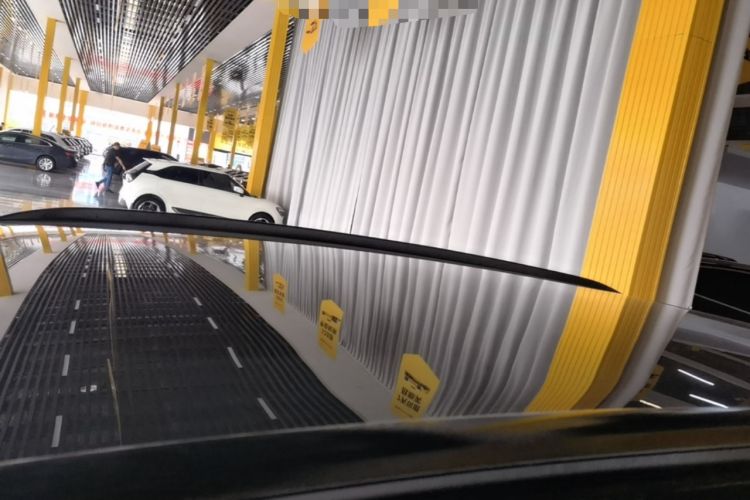 Used Leapmotor C11 2026 All-Electric 640 LiDAR Prestige Edition Roof