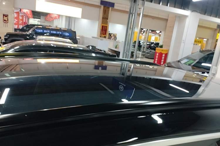 Used Leapmotor C11 2026 All-Electric 640 LiDAR Prestige Edition Roof