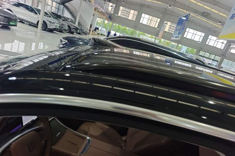 Used Leapmotor C11 2026 All-Electric 640 LiDAR Prestige Edition Roof