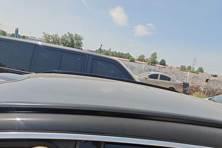 Used Leapmotor C11 2026 All-Electric 640 LiDAR Prestige Edition Roof