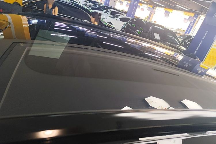 Used Leapmotor C11 2026 All-Electric 640 LiDAR Prestige Edition Roof