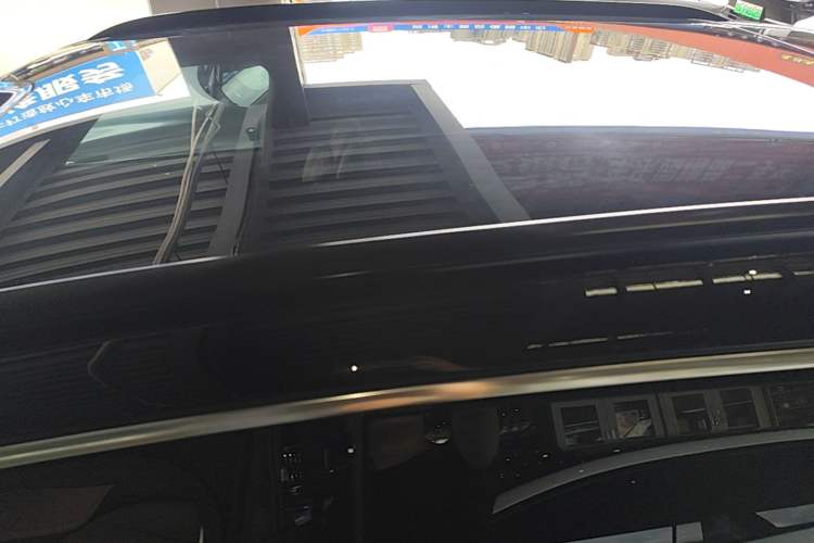 Used Leapmotor C11 2026 All-Electric 640 LiDAR Prestige Edition Roof