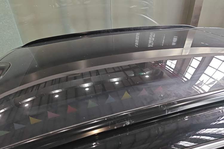 Used Leapmotor C11 2026 All-Electric 640 LiDAR Prestige Edition Roof