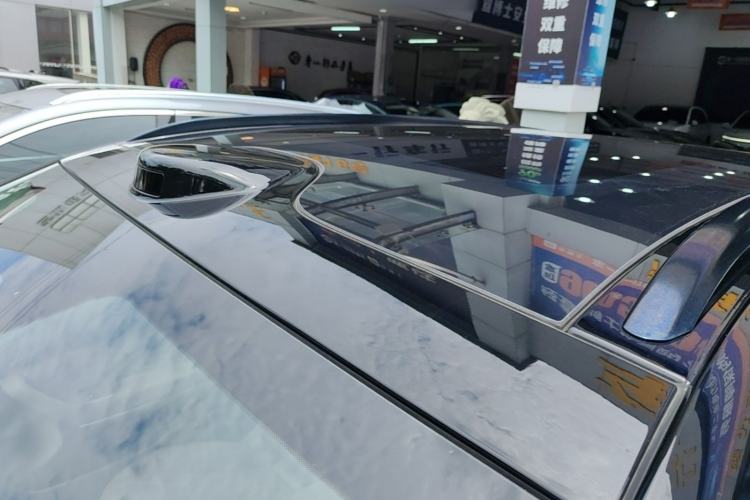Used Leapmotor C11 2026 All-Electric 640 LiDAR Prestige Edition Roof