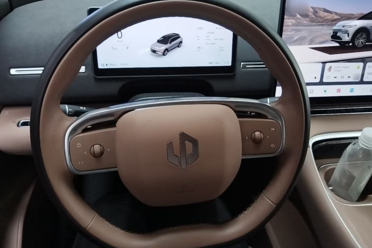 Used Leapmotor C11 2026 All-Electric 640 LiDAR Edition Steering Wheel