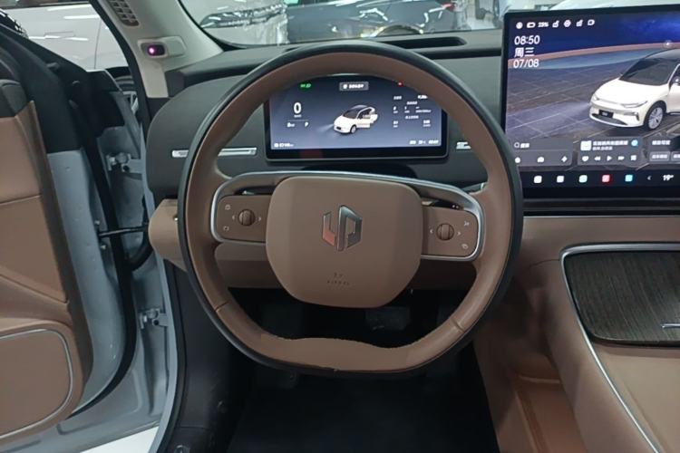 Used Leapmotor C11 2026 All-Electric 640 LiDAR Prestige Edition Steering Wheel