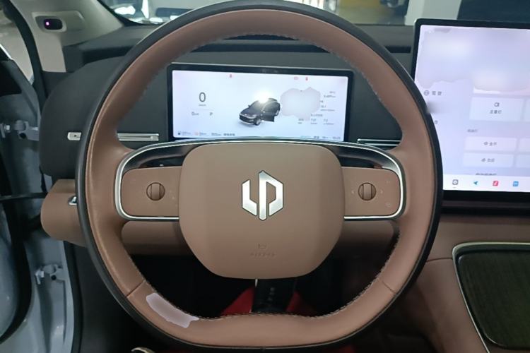 Used Leapmotor C11 2026 Range-Extended 300 LiDAR Prestige Edition Steering Wheel