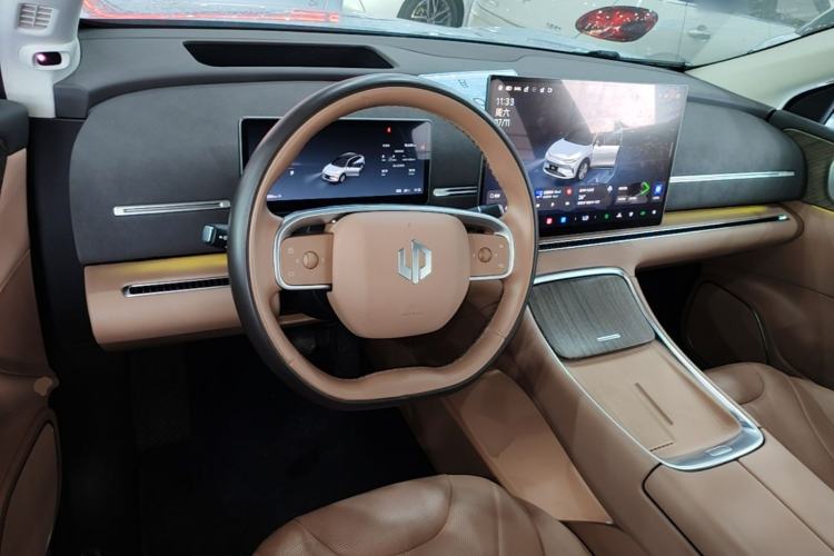 Used Leapmotor C11 2026 All-Electric 640 LiDAR Prestige Edition Steering Wheel