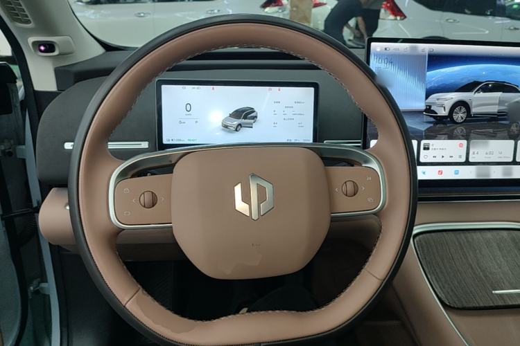 Used Leapmotor C11 2026 All-Electric 640 LiDAR Prestige Edition Steering Wheel