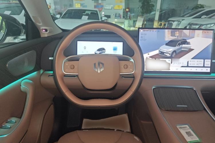 Used Leapmotor C11 2026 All-Electric 640 LiDAR Prestige Edition Steering Wheel