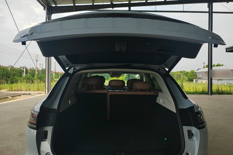 Used Leapmotor C11 2026 All-Electric 640 LiDAR Prestige Edition Trunk