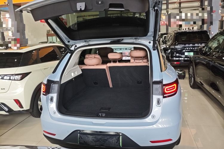 Used Leapmotor C11 2026 All-Electric 640 LiDAR Prestige Edition Trunk