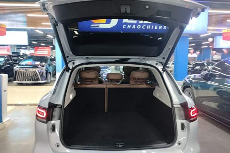 Used Leapmotor C11 2026 All-Electric 640 LiDAR Prestige Edition Trunk