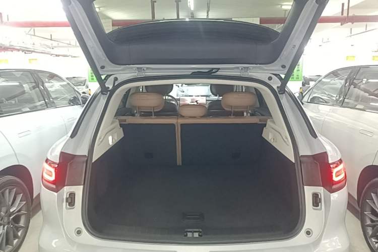Used Leapmotor C11 2026 All-Electric 640 LiDAR Prestige Edition Trunk