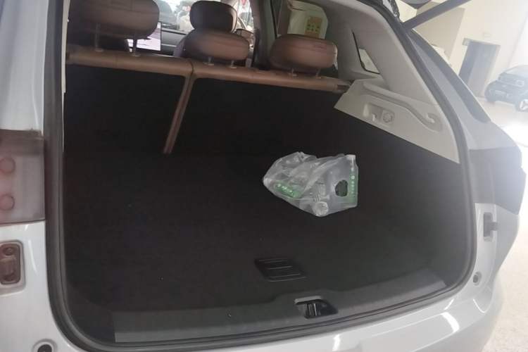 Used Leapmotor C11 2026 All-Electric 640 LiDAR Edition Trunk