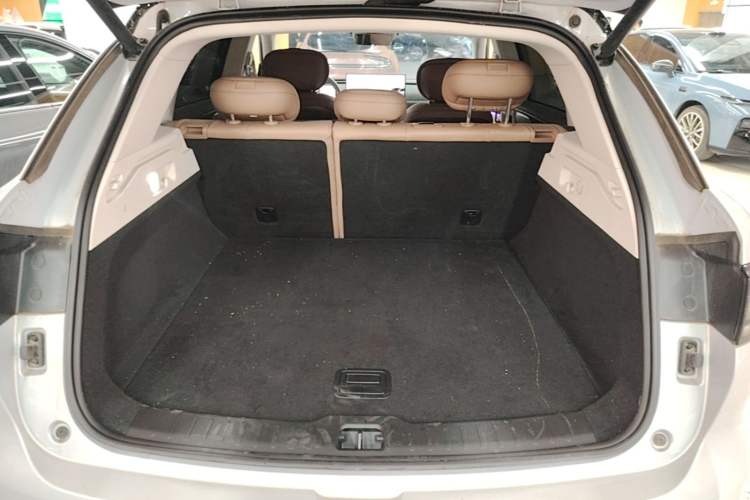 Used Leapmotor C11 2026 All-Electric 640 LiDAR Prestige Edition Trunk