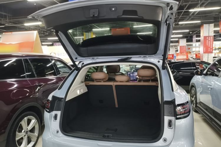 Used Leapmotor C11 2026 All-Electric 640 LiDAR Prestige Edition Trunk