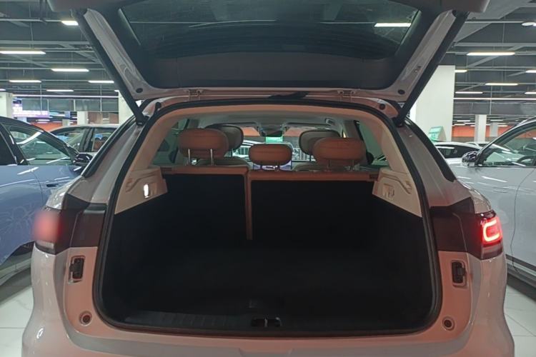 Used Leapmotor C11 2026 All-Electric 640 LiDAR Prestige Edition Trunk