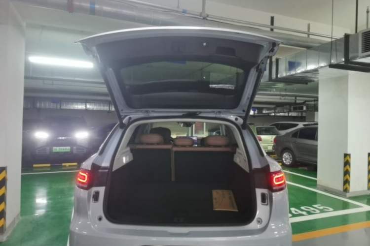 Used Leapmotor C11 2026 All-Electric 640 LiDAR Prestige Edition Trunk