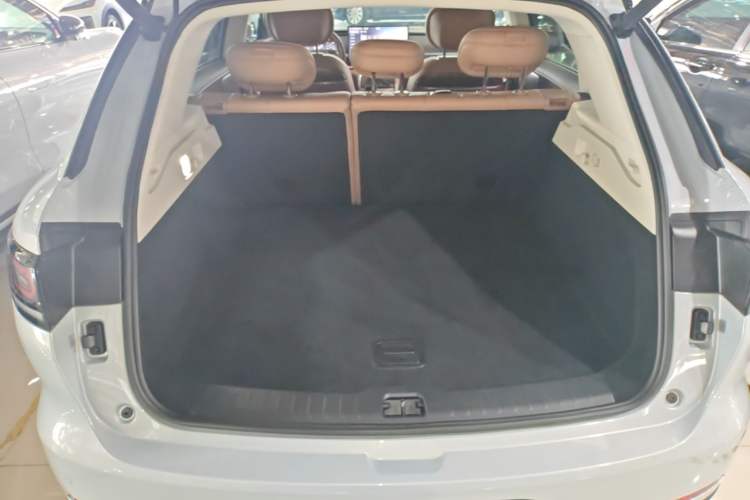 Used Leapmotor C11 2026 All-Electric 640 LiDAR Prestige Edition Trunk