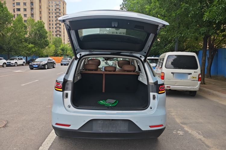 Used Leapmotor C11 2026 All-Electric 640 LiDAR Prestige Edition Trunk