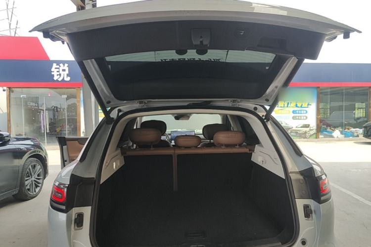 Used Leapmotor C11 2026 All-Electric 640 LiDAR Prestige Edition Trunk