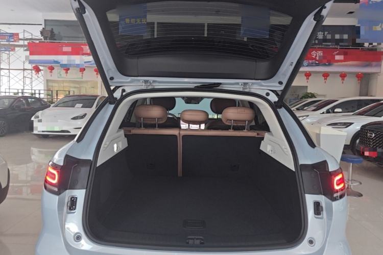 Used Leapmotor C11 2026 All-Electric 640 LiDAR Prestige Edition Trunk