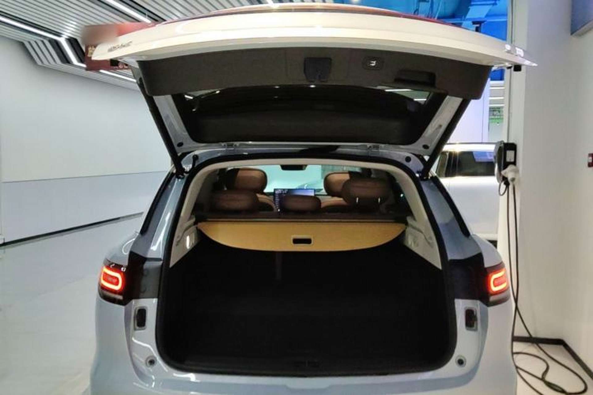 Used Leapmotor C11 2026 Range-Extended 300 LiDAR Prestige Edition Trunk