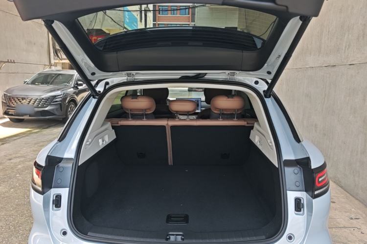Used Leapmotor C11 2026 All-Electric 640 LiDAR Prestige Edition Trunk