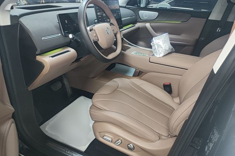 Used Leapmotor C11 2026 All-Electric 640 LiDAR Prestige Edition Driver Seat