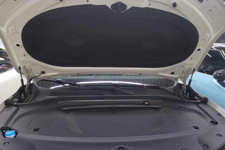 Used Leapmotor C11 2026 All-Electric 640 LiDAR Edition Engine Bay