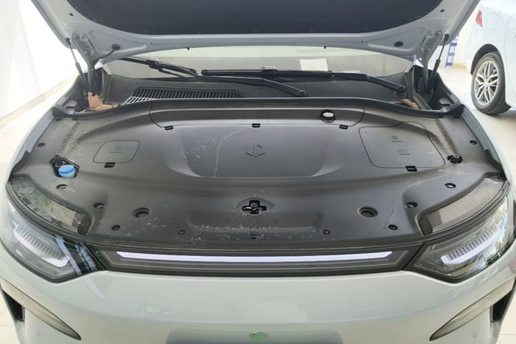 Used Leapmotor C11 2026 All-Electric 640 LiDAR Prestige Edition Engine Bay